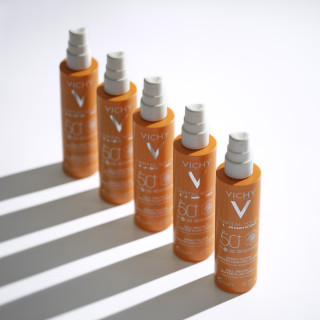 Vichy Capital Soleil Spray Fluido Invisible SPF 50+ 200 ml - Solares | STG Farma