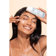 Pack Two Poles Luminosidad Luminous Milk Essence + Morning Glow